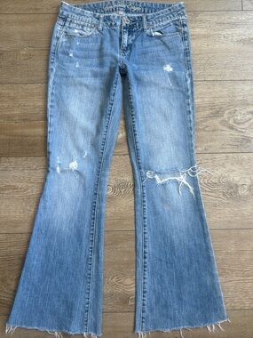 Vintage Y2K American Eagle Denim Light Blue Distressed Real Flare Low Rise Jeans